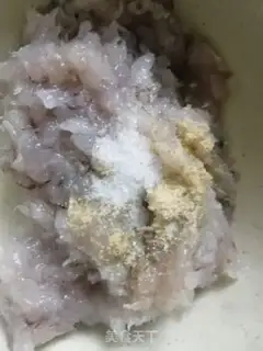 Make Shrimp roller fans step 2