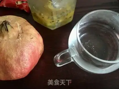 Make Pomegranate beverage step 0