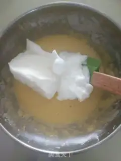 Make Pony flower embroidery cake step 8