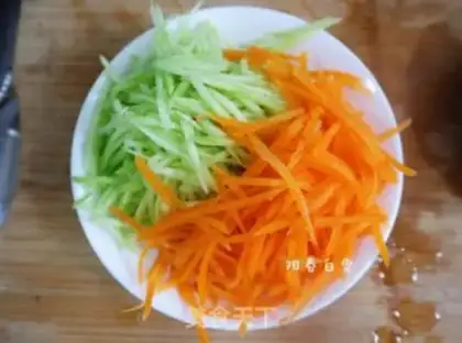 Make Fried noodles step 1
