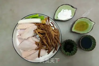 Make Gold needles steam chicken wings step 0