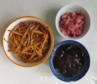 Make Scrambled meat step 1