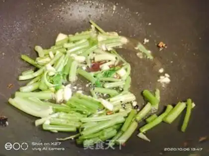 Make Shrimp sauce step 1