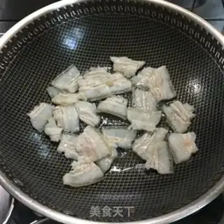 Make Five flowers, fried mushrooms step 1