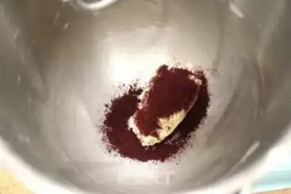 Make Cheese almond double-coloured toast step 4