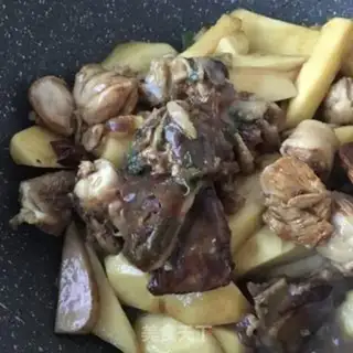 Make Roasted potatoes, chicken legs step 11