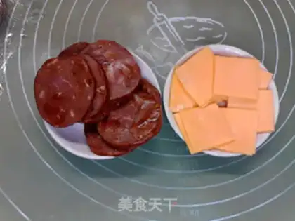 Make Cheeky-legged cheese and waffles step 4