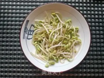 Make Double sprouts boil thousands step 0