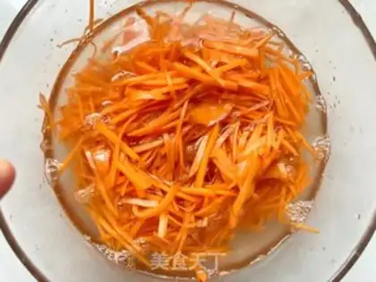 Make A quick breakfast pickles step 2