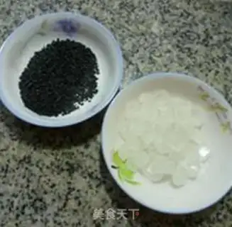 Make Black sesame rice congee step 2