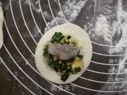 Make Cream eggs and shrimp dumplings step 4