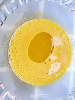 Make Caramel apple flip cake step 10