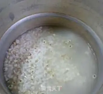 Make Black sesame rice congee step 7