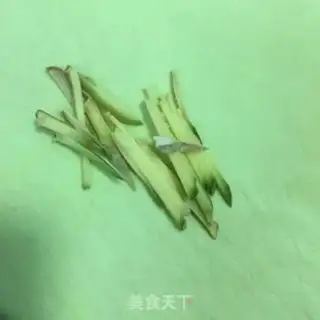Make Red chicken legs step 1