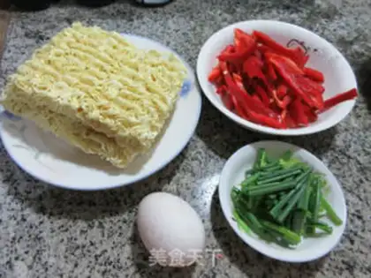 Make Pork egg pepper step 0