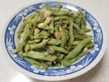 Make Garlic bean horns step 3