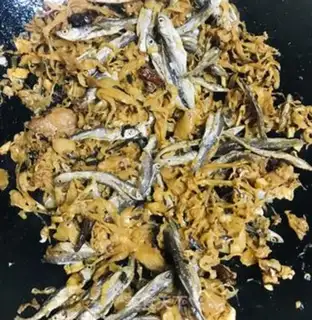 Make Fish-dry, fried head step 5