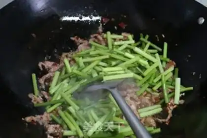 Make Garlic fried meat step 8