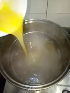 Make cucumber egg soup step 4