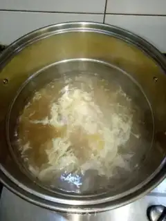 Make cucumber egg soup step 5