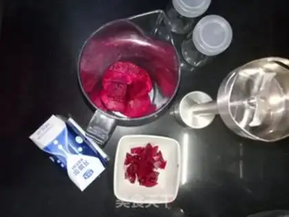 Make Flaming Dragon juice yogurt step 0