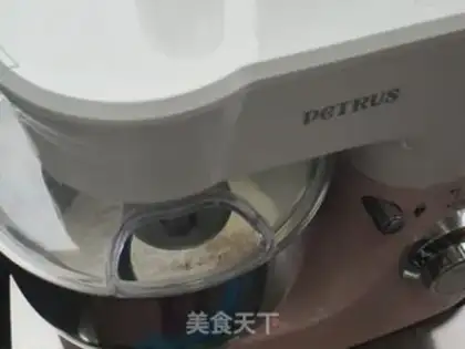Make The soufflé toast step 1