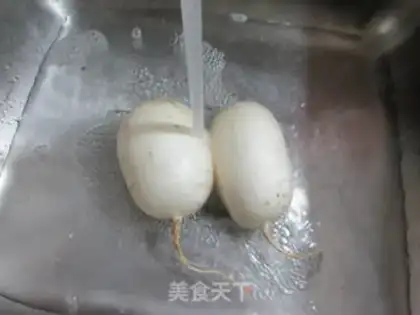 Make Chicken claw carrot soup step 1