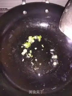 Make Silverfish tomato eggs step 3