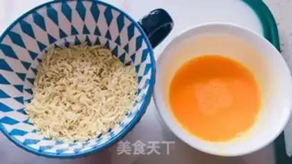 Make Spaghetti potato ball step 2