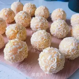 Make Spaghetti potato ball step 8