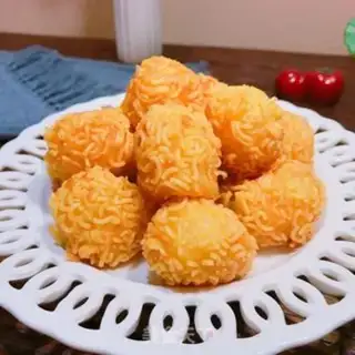 Make Spaghetti potato ball step 11