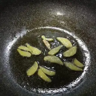 Make Old ginger duck step 1