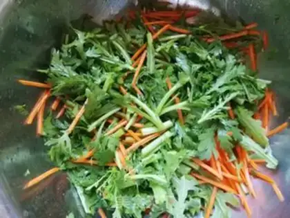 Make Steamed acoustic carrots step 4