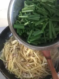 Make Potatoes with meatloaf step 6