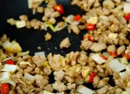 Make Red-hot horseshoe eggplant step 4