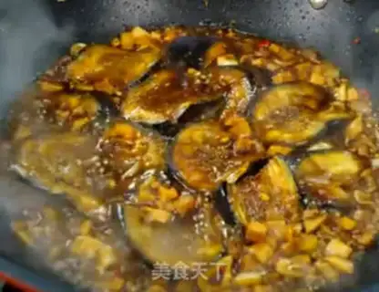 Make Red-hot horseshoe eggplant step 5