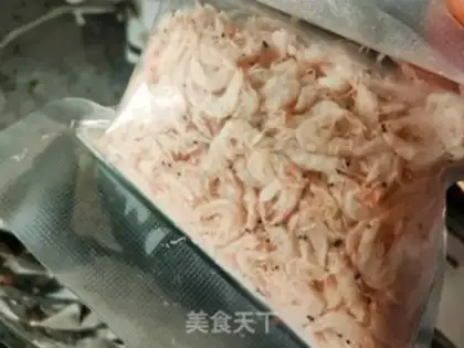 Make Shrimp, pickle soup step 1