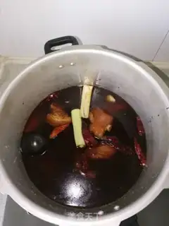 Make Spicy pig-hot eggs step 4