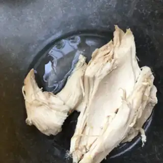 Make Fans with chickens step 3