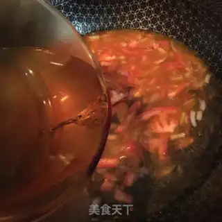 Make Tomato fat cow knife step 5