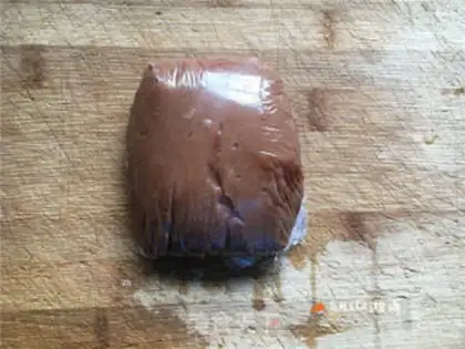 Make A broad cocoa saloon step 6