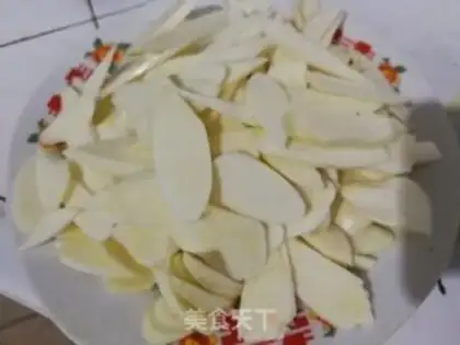 Make White fried meat step 1