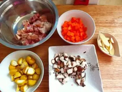 Make Pumpkin mushroom chicken step 1