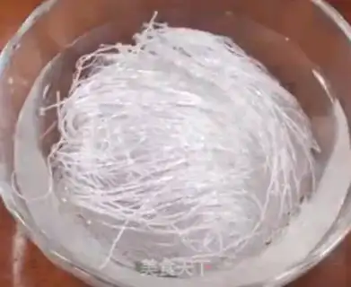 Make A cabbage fan step 1