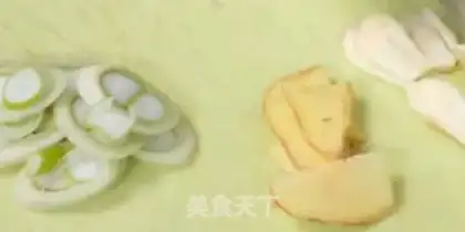 Make A cabbage fan step 2
