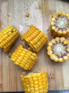 Make Chicken-to-tupe corn step 1