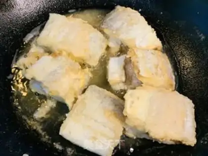 Make Pyramid, garlic and fish step 2