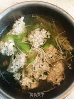 Make The golden mushroom meatball soup step 5
