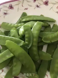 Make Five flowers for Dutch beans step 0