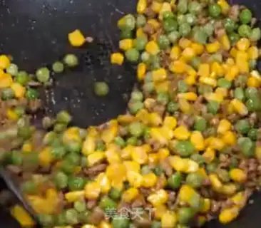 Make Corn pea fried meat step 4